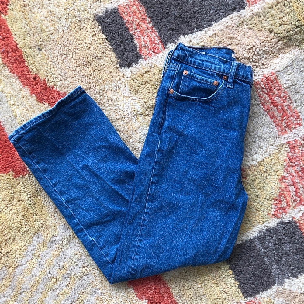 Levi’s rib cage straight ankle medium blue
